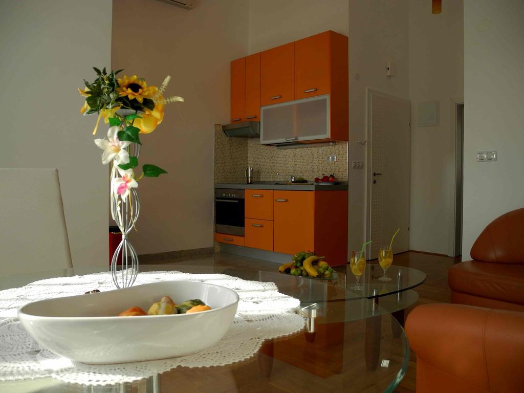 Apartments Antonela Jezera Buitenkant foto